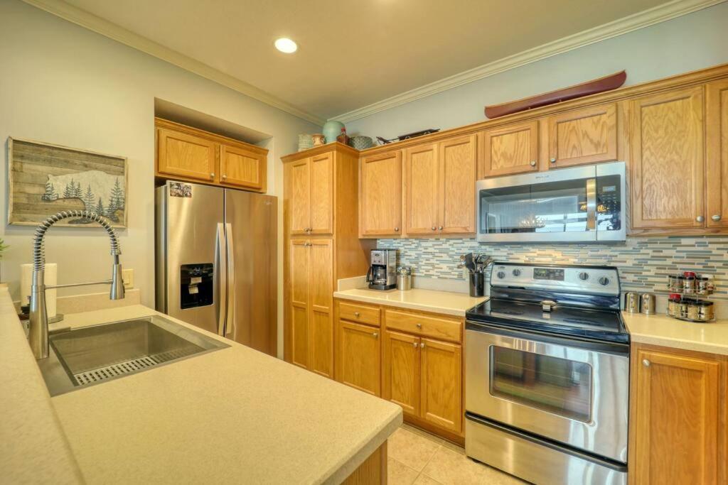 Bucket List Views Sugar Mountain Private Condo - 2Bed, 2Bath, Sleeps 6, Panoramic Views Of Mountains From Large Deck, Short Drive To Shopping, Restaurants, Cafes & Banner Elk Town 外观 照片