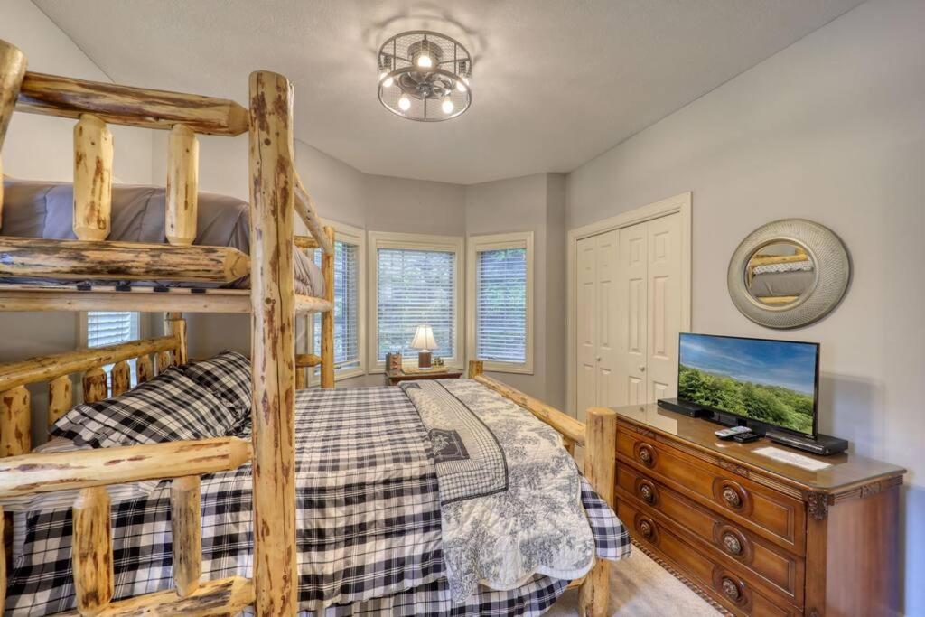 Bucket List Views Sugar Mountain Private Condo - 2Bed, 2Bath, Sleeps 6, Panoramic Views Of Mountains From Large Deck, Short Drive To Shopping, Restaurants, Cafes & Banner Elk Town 外观 照片